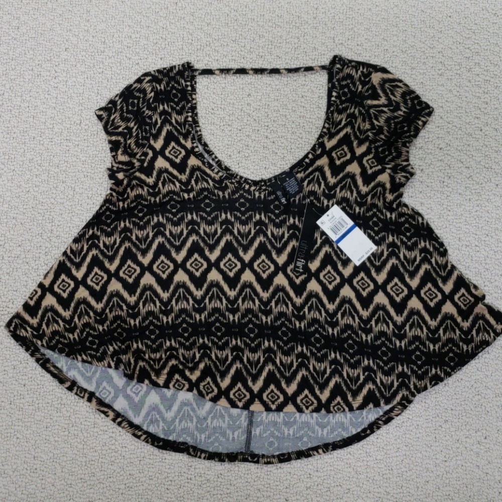 Ultra flirt rayon spandex sz small tank top NWT 